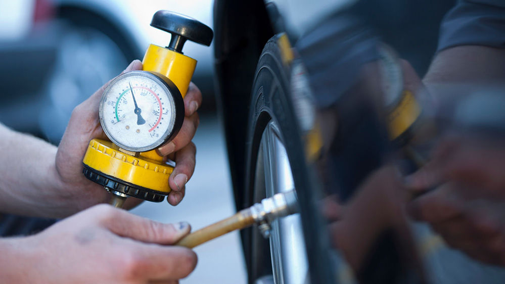 How To Check Tyre Pressure At Home